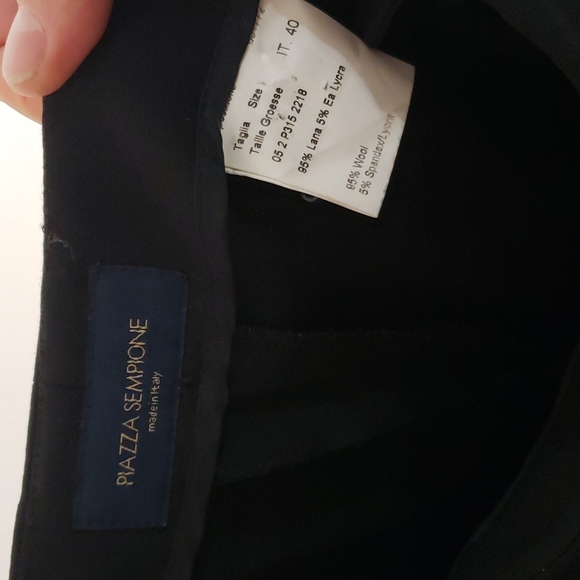 Piazza Sempione black wool cropped pants size 40. Made in Italy. - Picture 2 of 4